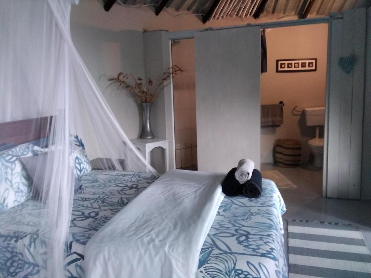 Wildview Self Catering Cottages Coffee Bay, Breakfast & Wi-Fi Inc Exteriör bild